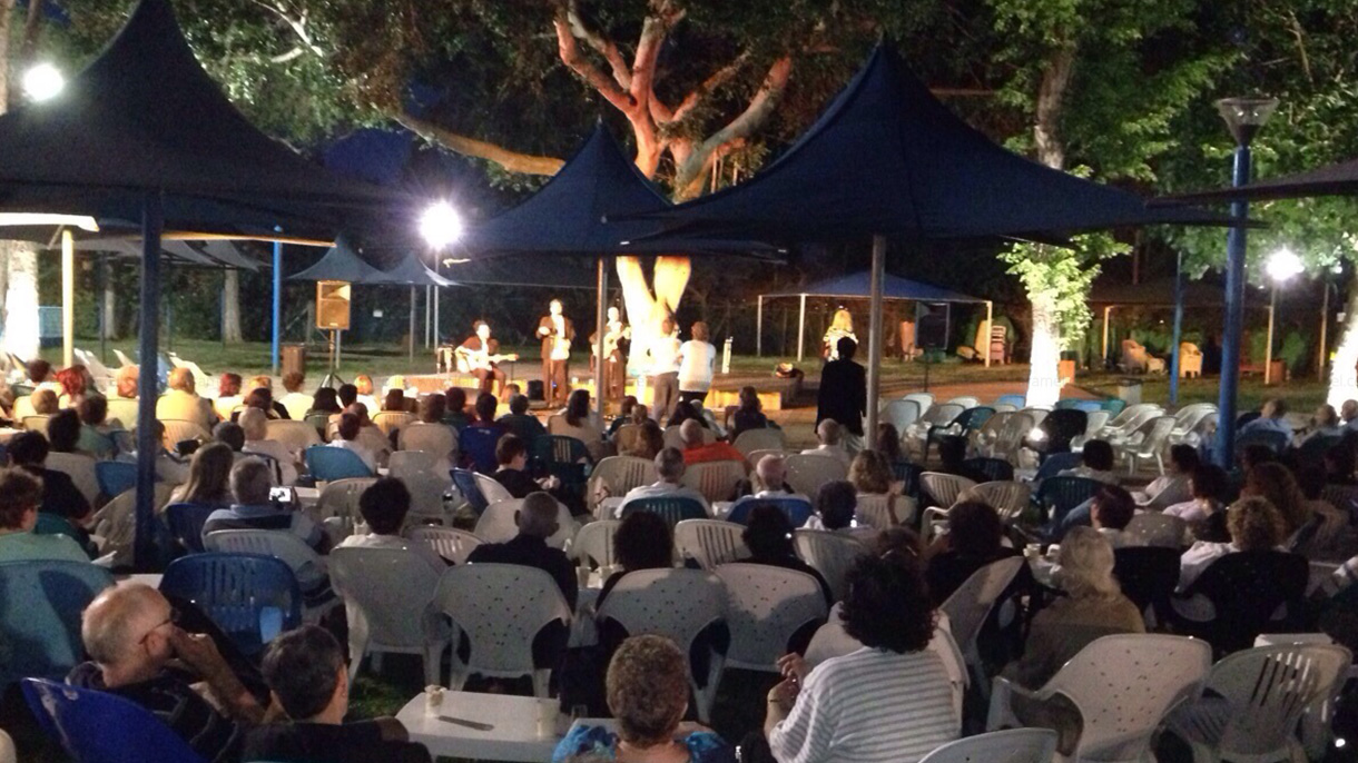 "הקברט הלטיני" - 073-7584949