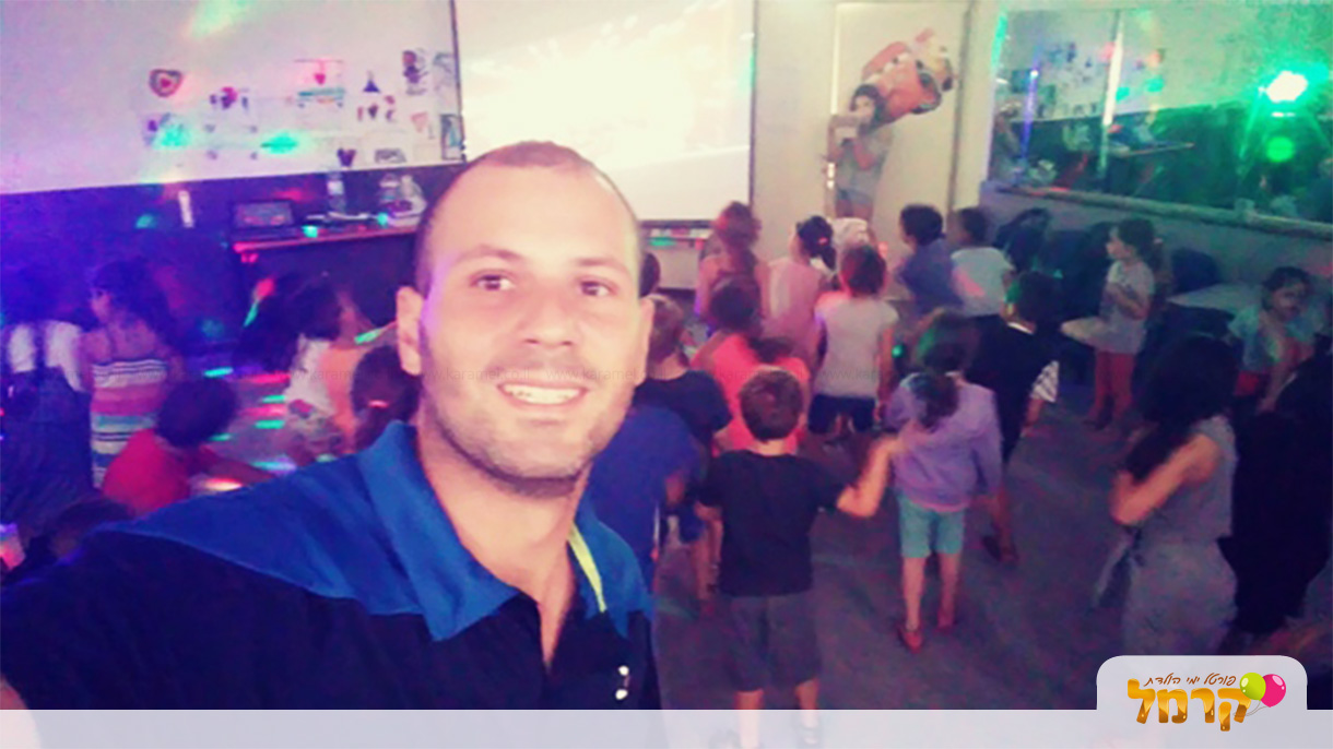 מסיבת ריקודים וזוהרים מטורפת - 073-7027203