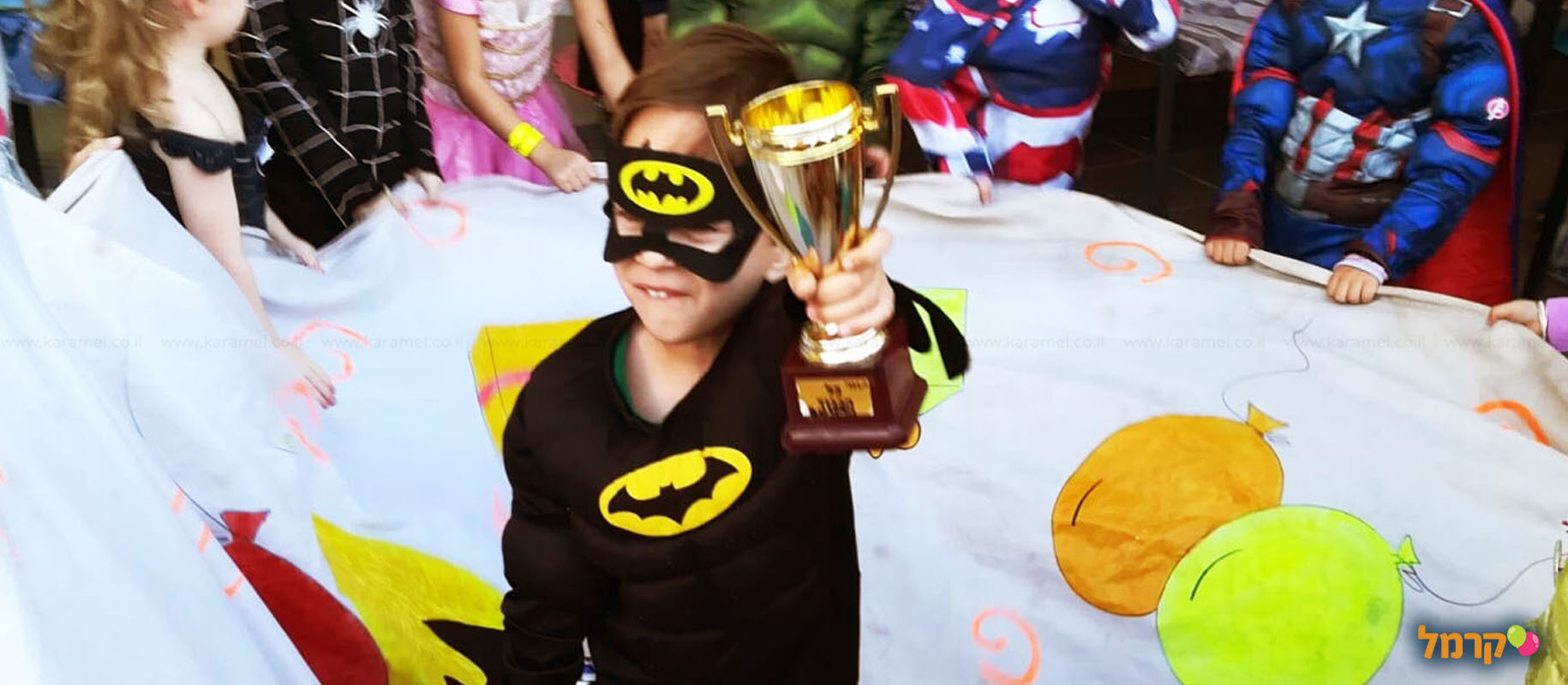 גיבורי על בתחפושות - הניריטרון - 073-7581904