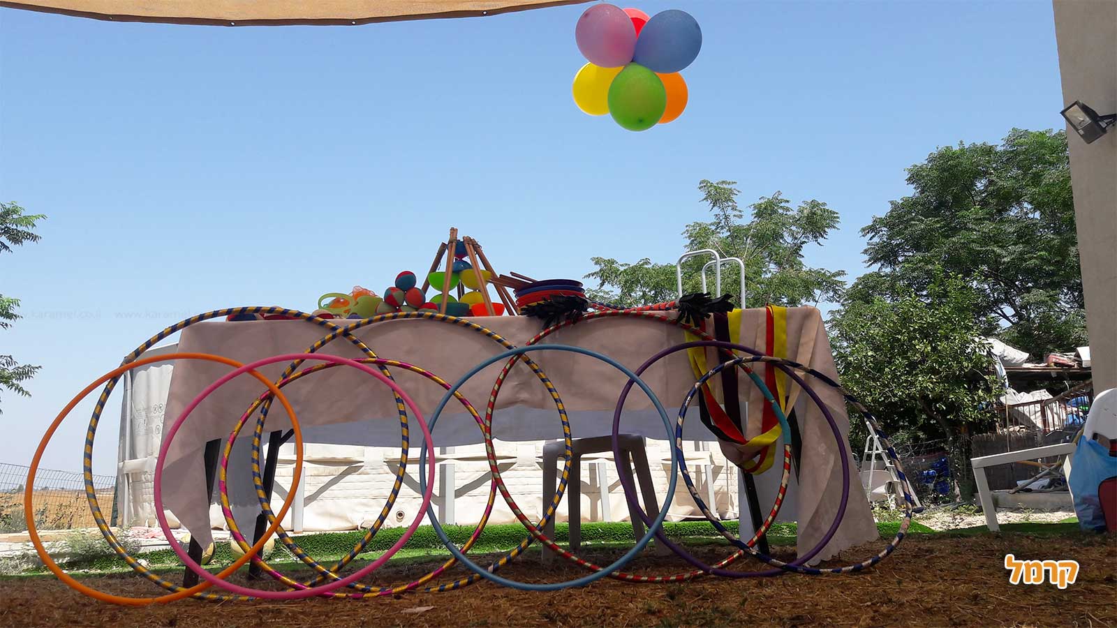 חגיגת ג'אגלינג ולהטוטים מדליקה - 073-7025728