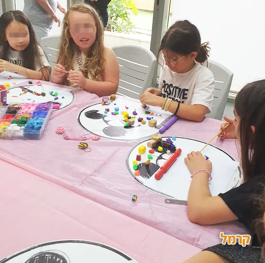 מטי סדנאות צבעוניות - 073-7026627