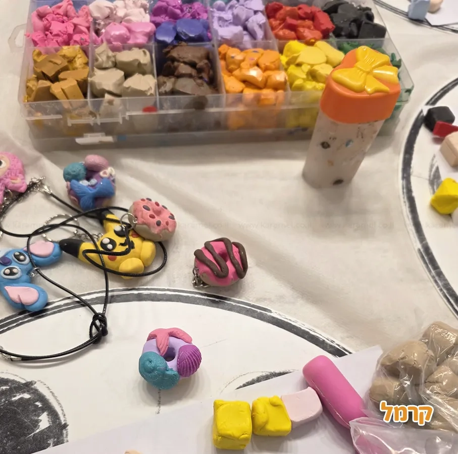 מטי סדנאות צבעוניות - 073-7026627