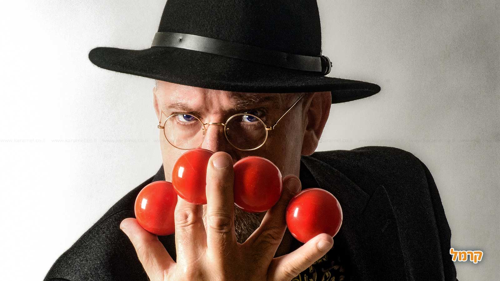 קליוסטרו קוסם למסיבת רווקות - 073-7026391