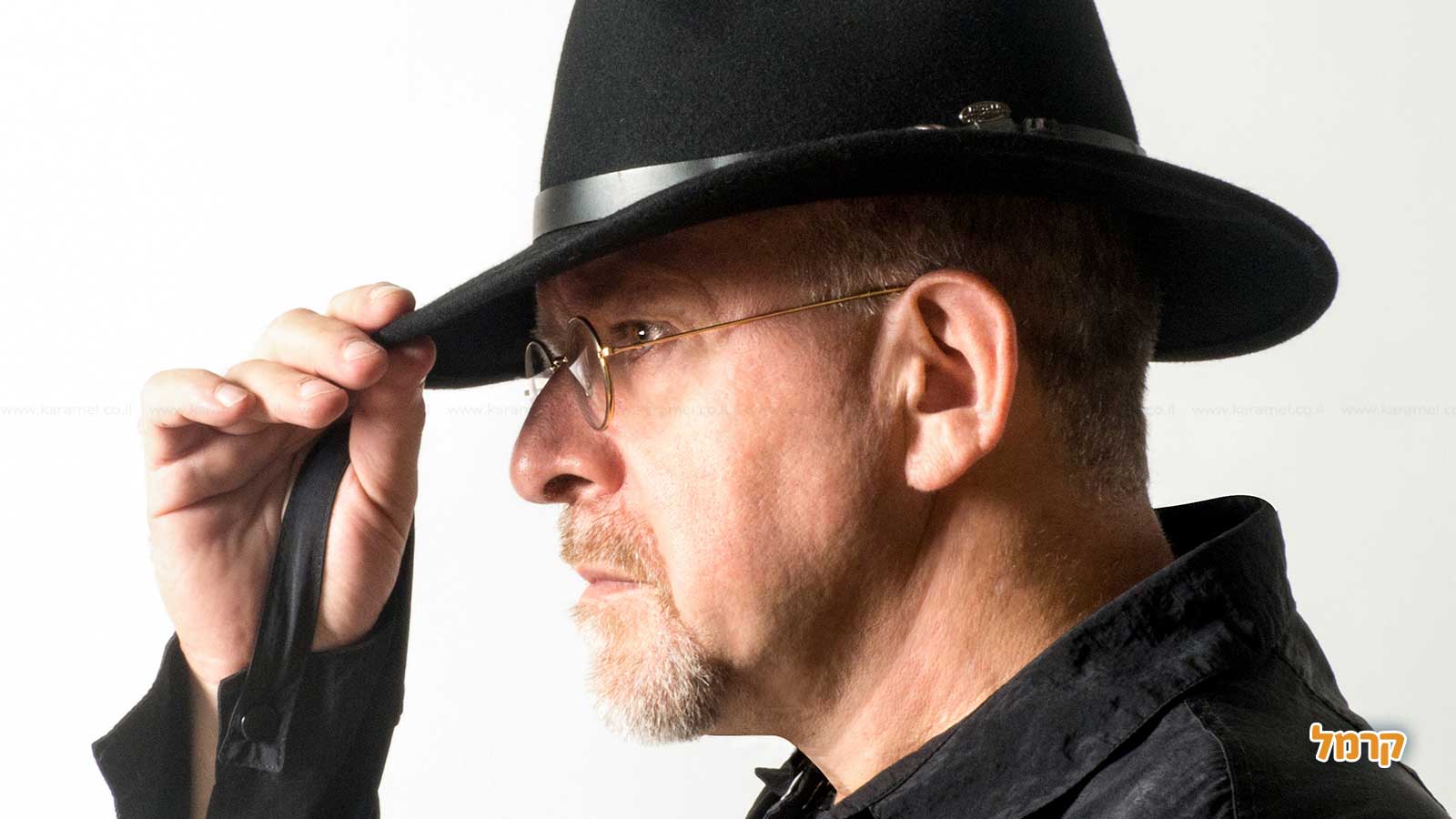 קליוסטרו קוסם למסיבת רווקות - 073-7026391