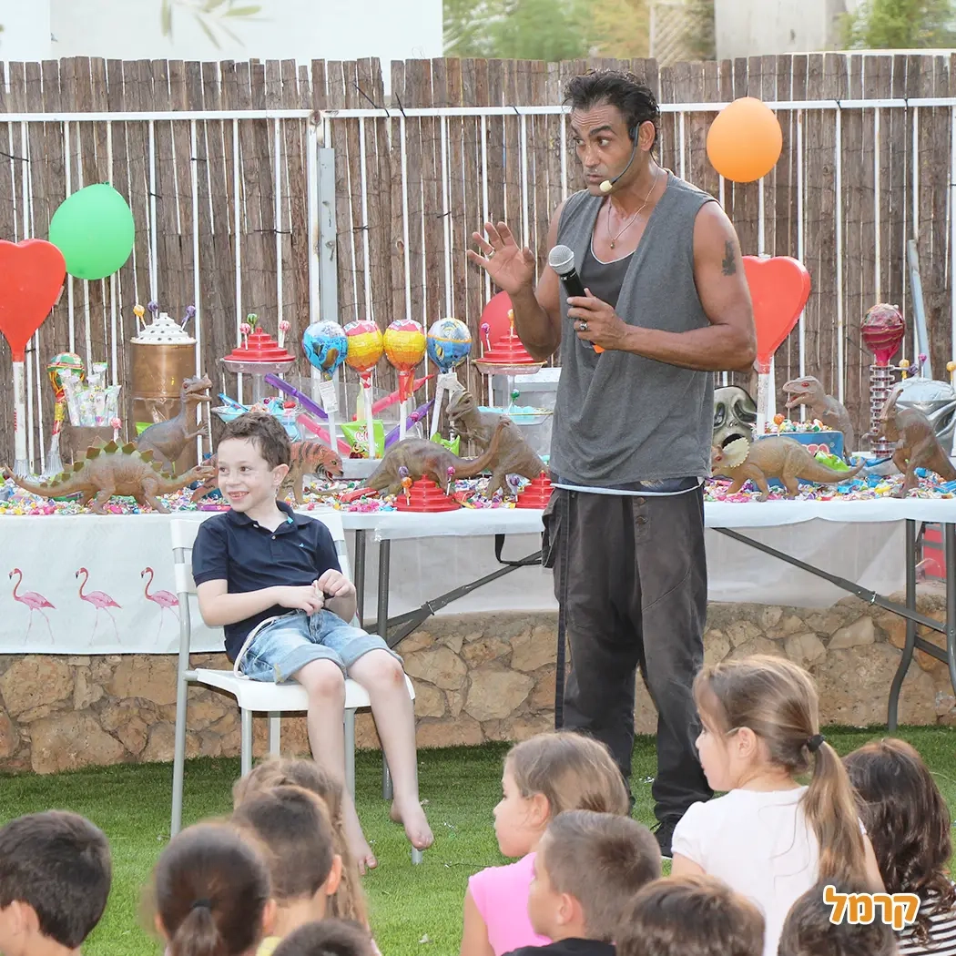 יובלדת - סטנדאפ וקיוסק הממתקים - 073-7576368