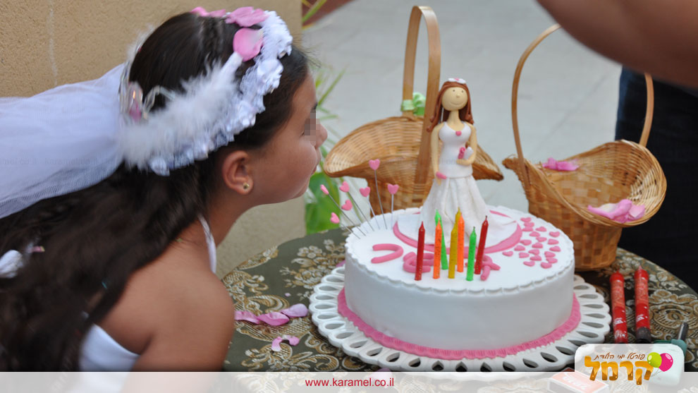 שמח בפרח - יום הולדת מלא פרחים - 073-7828088