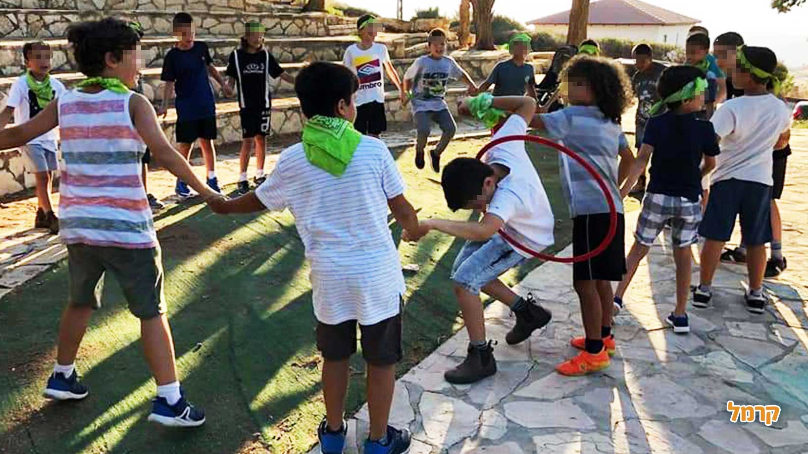 בקרנבל של נופרי - 073-7828099