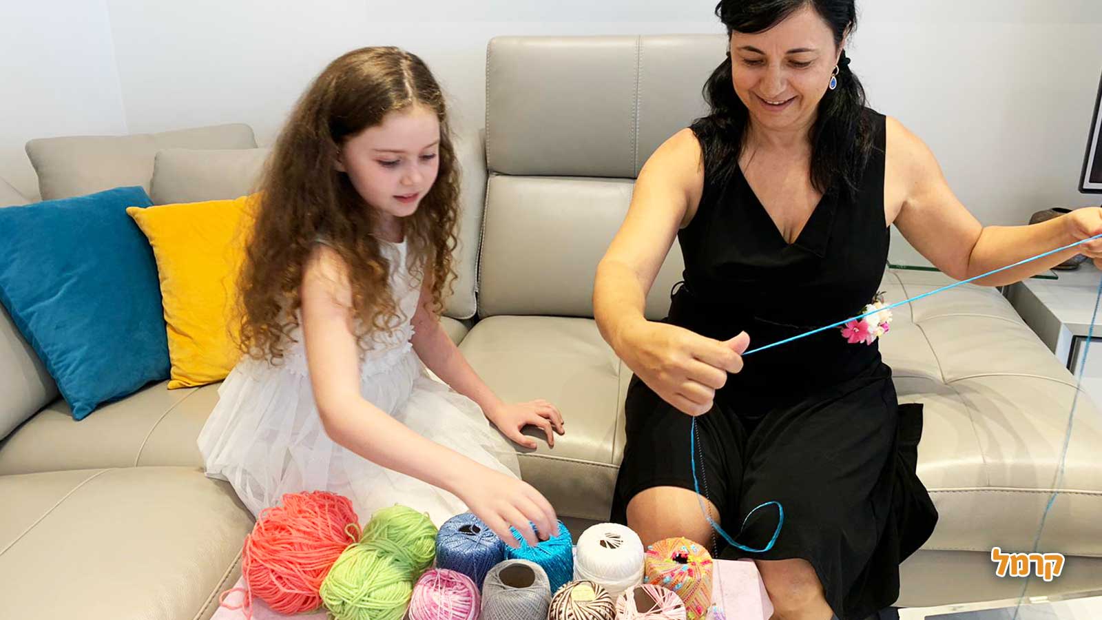 פשוט אוהבת - שזירת פרחים - 073-7585021