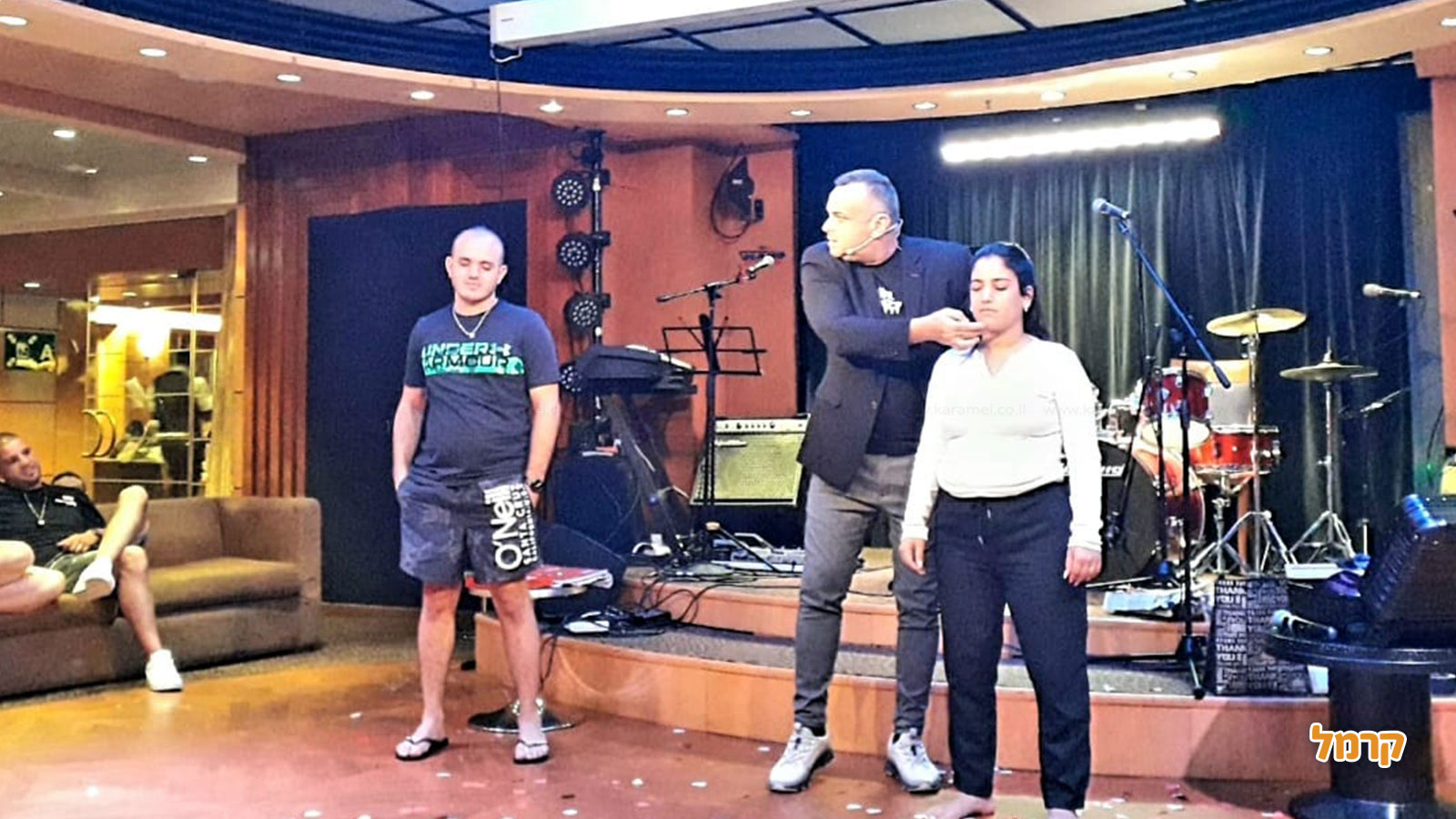 עופר ביסקר אמן החושים - 073-7584977